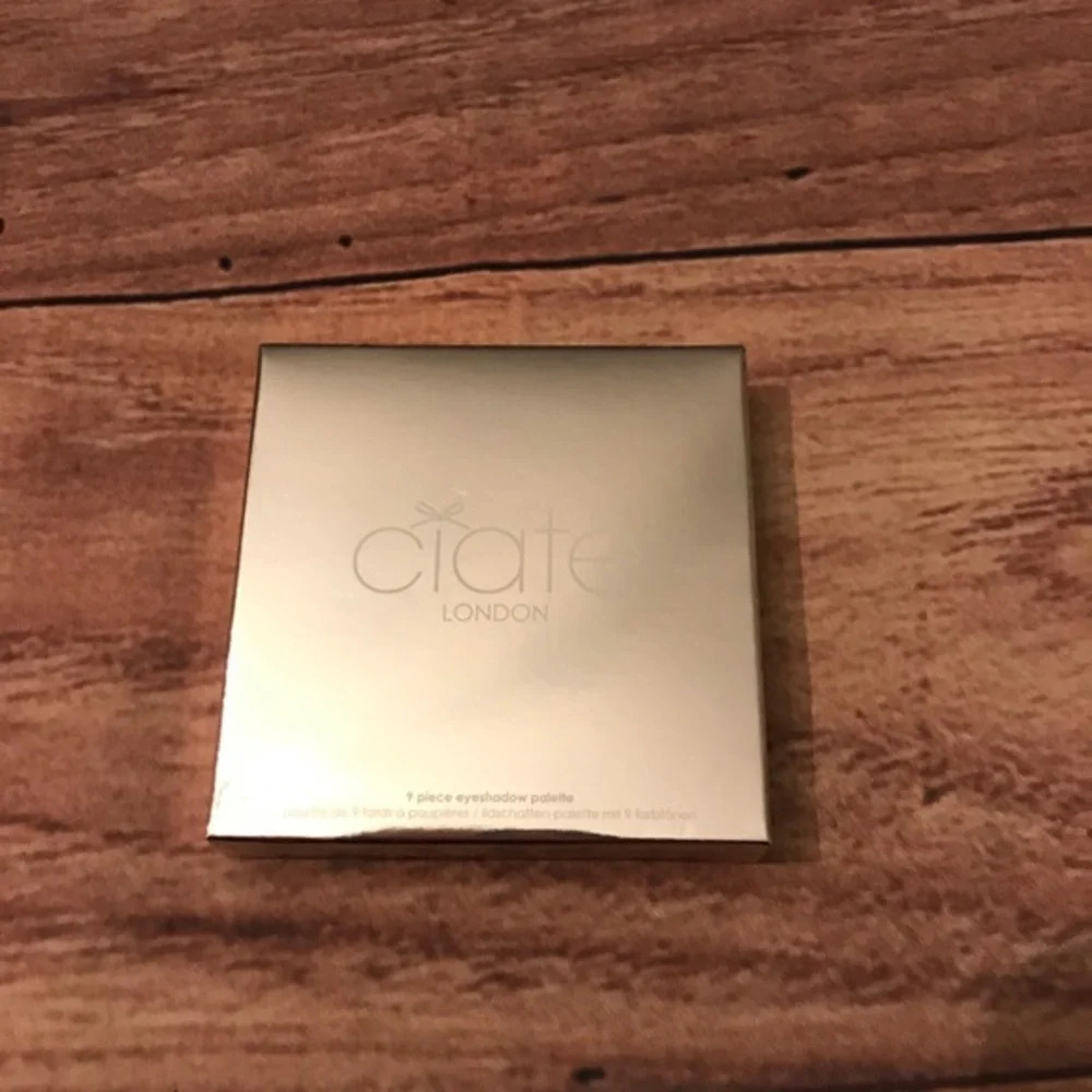 🎉HOST PICK🎉Ciaté London Trend Edit Palette - Picture 4 of 7